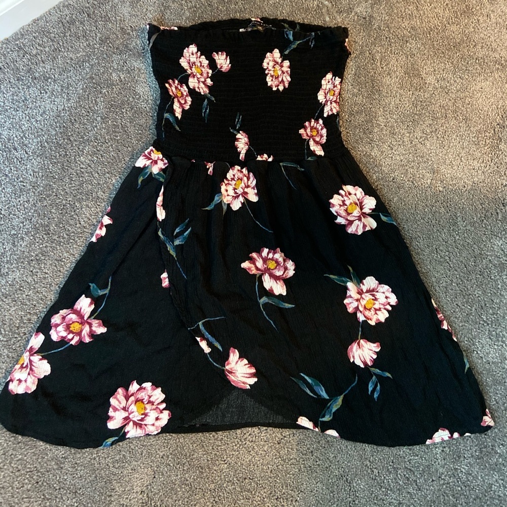 A strapless dress.